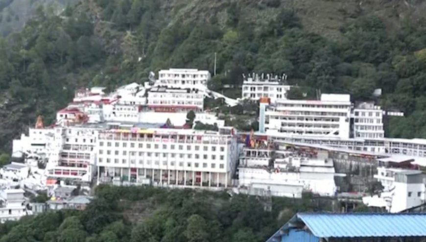 भीड़ बढ़ने पर वैष्णो देवी यात्रा रोकी, 40 हजार से ज्यादा श्रद्धालु पहुंचे