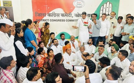 कोटा: कांग्रेस की बैठक में बवाल, नाम न लेने पर भड़के कार्यकर्ता, नारेबाजी और धक्का-मुक्की