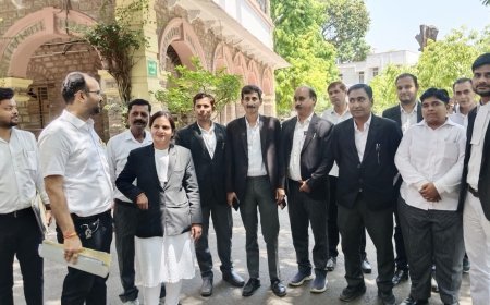 कोटा- भीषण गर्मी के चलते स्कूलों में छुट्टी की मांग, अभिभाषक परिषद ने कलेक्टर को सौंपा ज्ञापन, बच्चों की सेहत को बताया खतरा