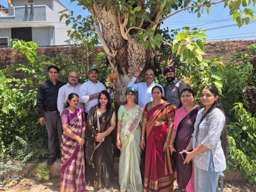 कोटा- भीषण गर्मी में पक्षियों के लिए परिंडा अभियान जारी, स्कूलों में बांधे जलपात्र