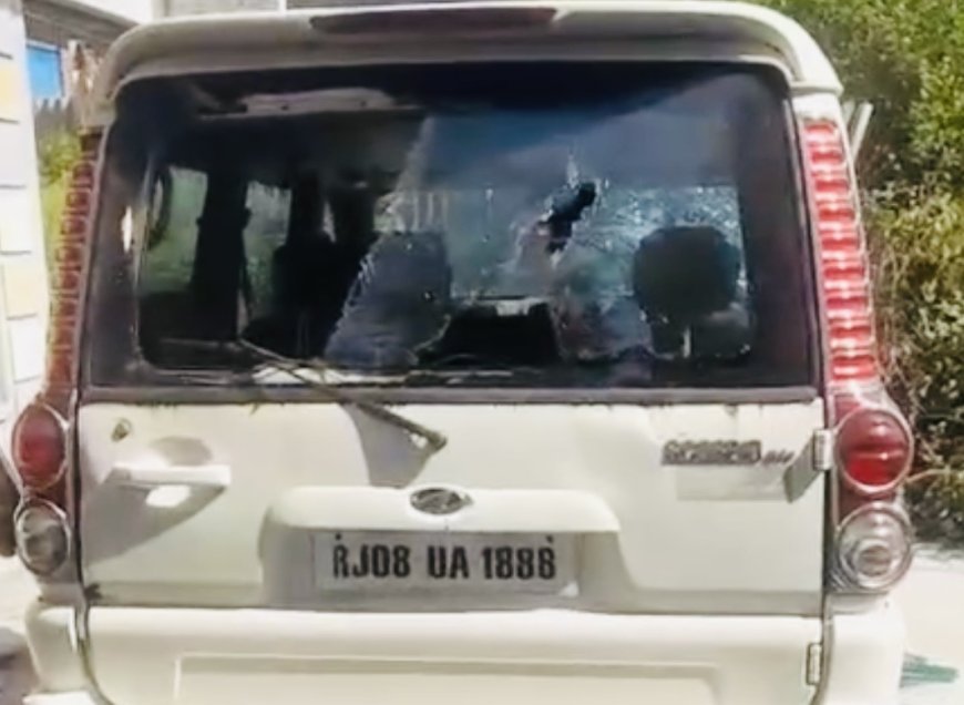 कोटा- मोबाईल की बकाया रकम के झगड़े में कार पर हमला, 5-6 लोगों ने की स्कॉर्पियो में तोड़फोड़