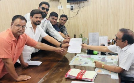 कोटा- मेडिकल कॉलेज में प्रसूताओं की मौतों पर कांग्रेस अल्पसंख्यक विभाग का प्रदर्शन, सौंपा ज्ञापन