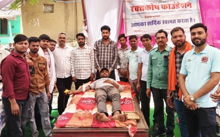 भीषण गर्मी में युवाओं ने दिखाया सेवा भाव, 59 यूनिट रक्तदान, शिक्षा सहकारी, हनुमान क्लब और रक्तकोष फाउंडेशन का संयुक्त प्रयास