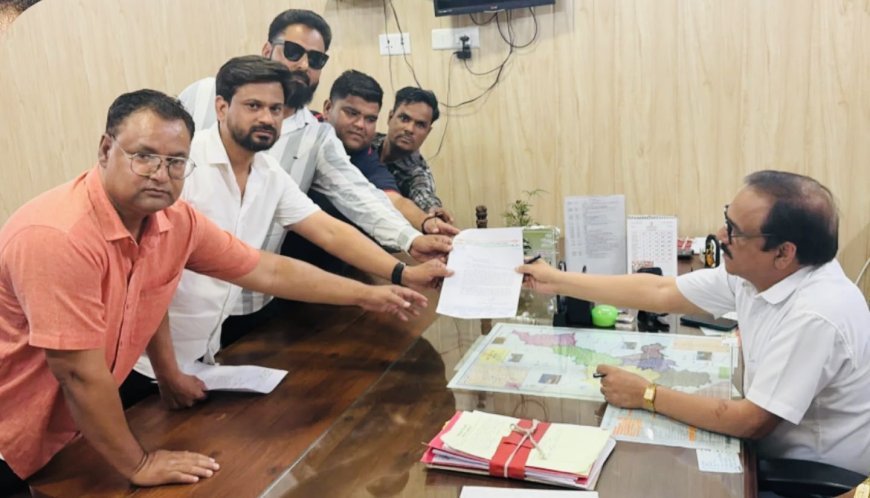 कोटा- मेडिकल कॉलेज में प्रसूताओं की मौतों पर कांग्रेस अल्पसंख्यक विभाग का प्रदर्शन, सौंपा ज्ञापन
