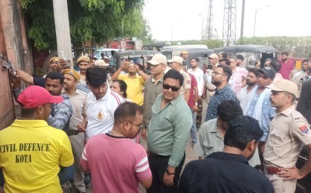 कोटा- फायर एनओसी के बिना चल रहा था सरोवर भवन, निगम ने किया सीज, माल और वाहन बाहर निकलवाकर मुख्य द्वार पर लगाया ताला