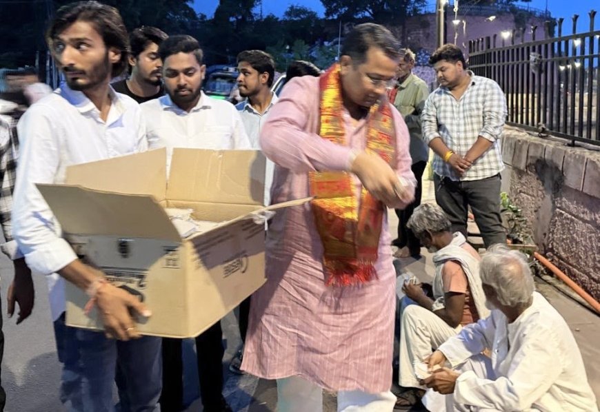 कोटा: गुरु पूर्णिमा पर जरूरतमंदों को कराया भोजन