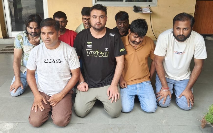 कोटा: भीमगंजमंडी पुलिस ने सार्वजनिक स्थानों पर जुआ खेलते 8 जुआरी पकड़े, 13,800 रुपये जब्त