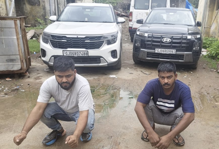 कोटा ग्रामीण पुलिस की बड़ी कार्रवाई: नाकाबंदी तोड़कर भागने की कोशिश कर रहे दो शराब तस्करों को पकड़ा, दो कार सहित 27 लाख की अवैध शराब जब्त